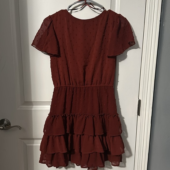 Maroon dress in size small - Picture 2 of 3